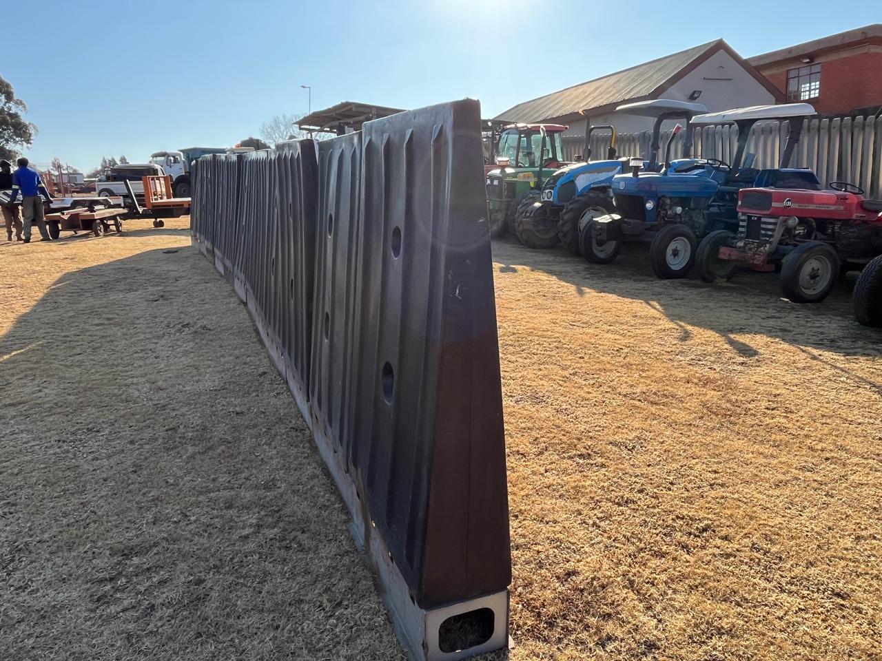 Plastic A-Frame Trailer Divider H 1520mm x W 820mm - Image 2