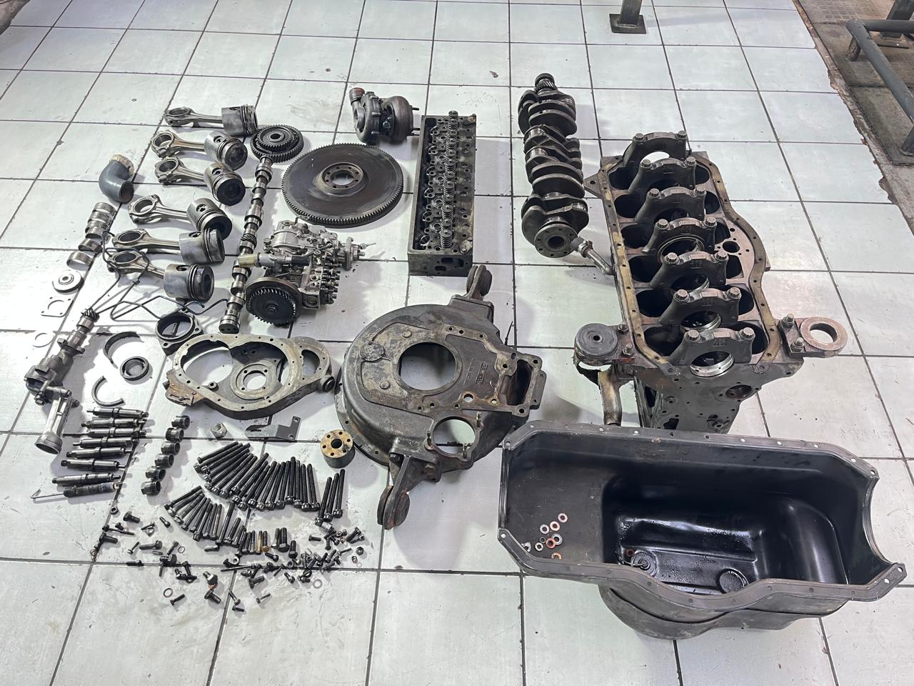 Mercedes Benz ADE 366 Ti Engine Spares - Image 2