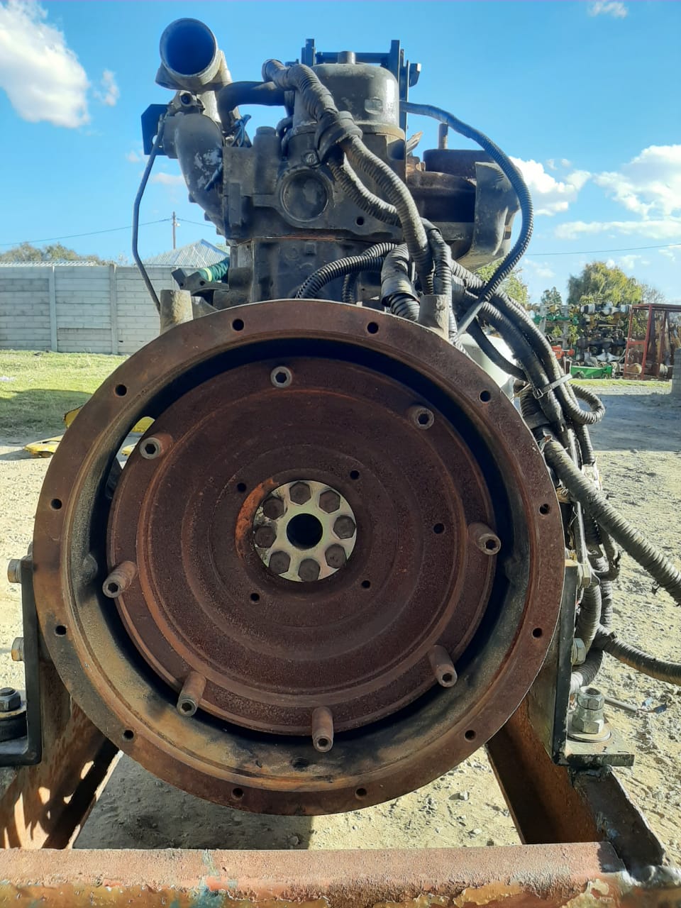 Isuzu 4JG2 Engine - Image 2