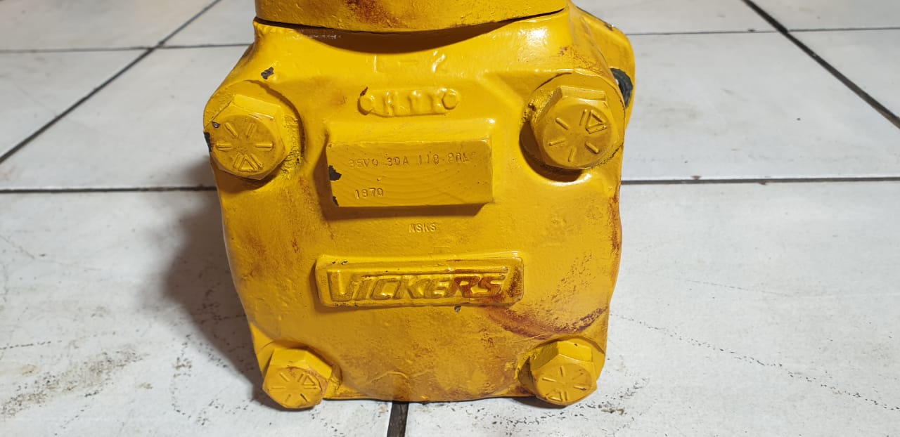 Eaton Vickers 35V Series Hydraulic Vane Pump Drive - Image 2