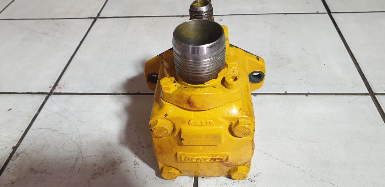 Eaton Vickers 35V Series Hydraulic Vane Pump Drive - Image 3