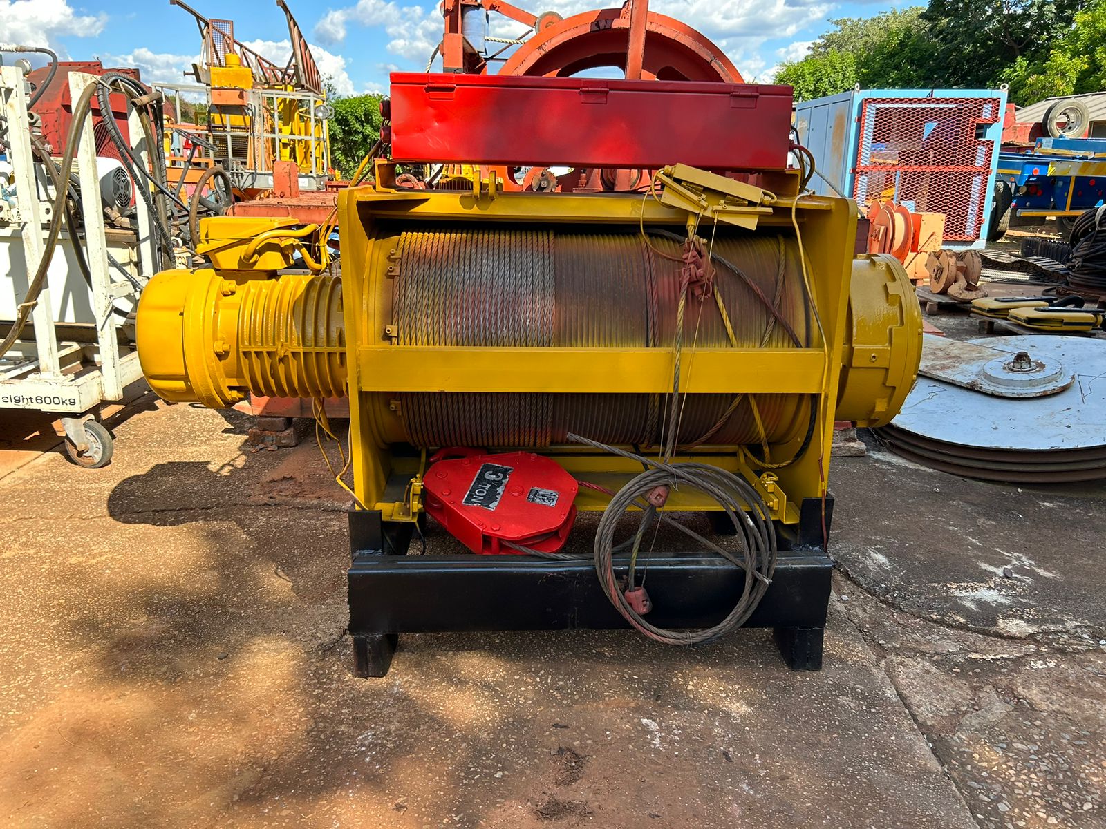 Tusker Crane Wire Rope Hoist - Image 2