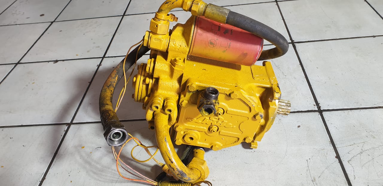 Linde AG Aschaffenburg Hydraulic Pump 123090137 - Image 3