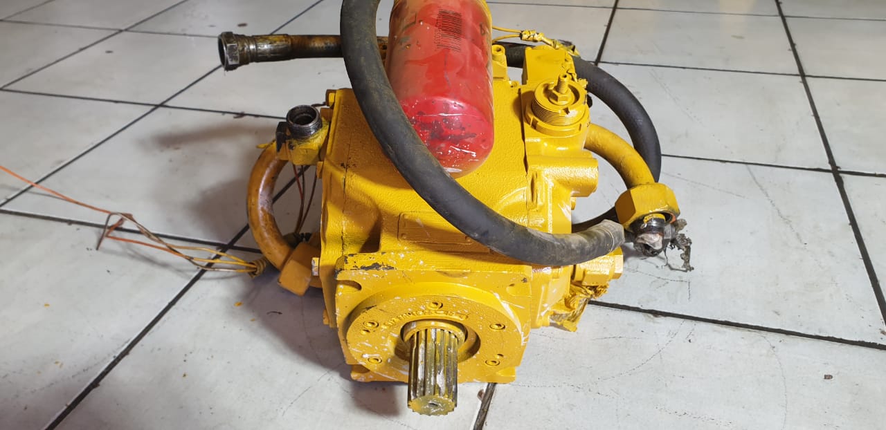 Linde AG Aschaffenburg Hydraulic Pump 123090137 - Image 4