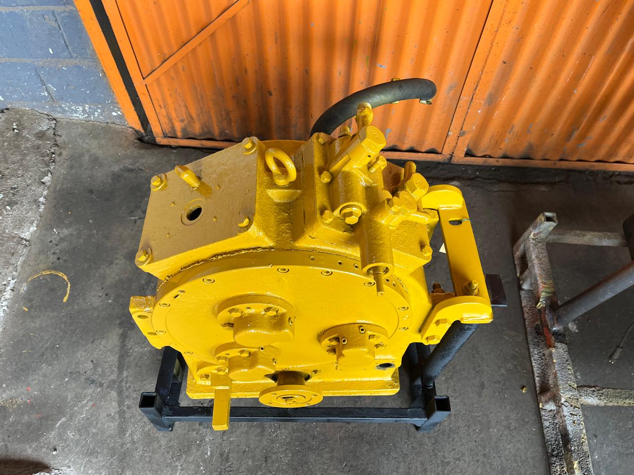 Loader ZL30 Transmission - Image 6