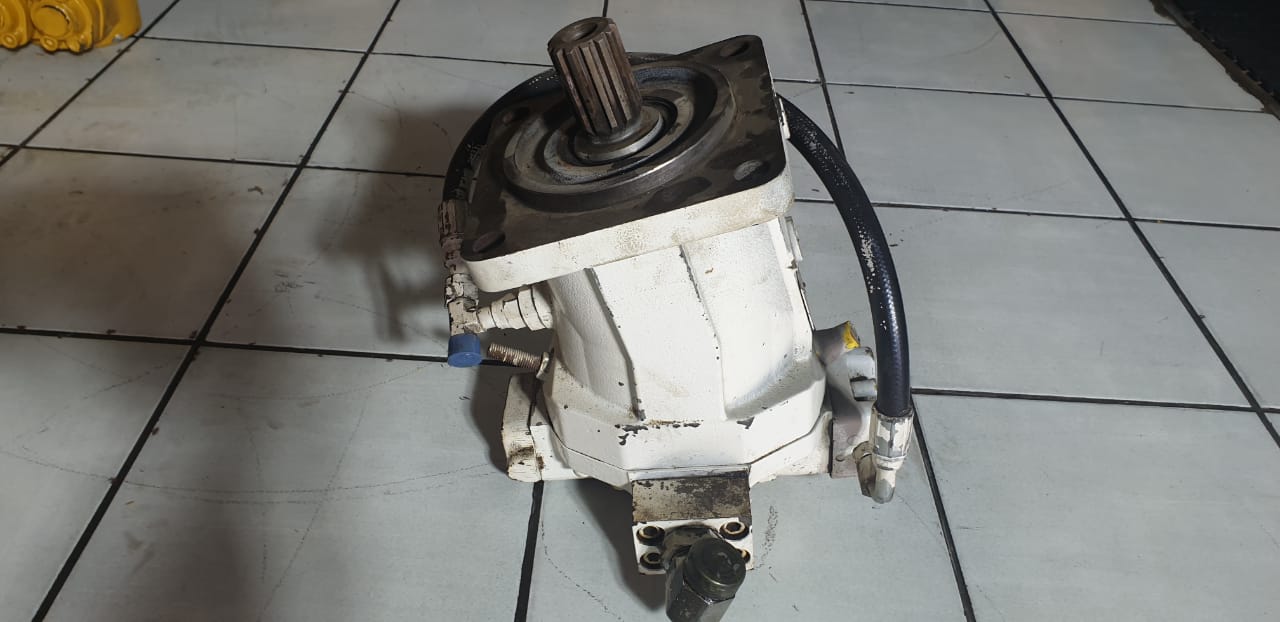 Rexroth Hydraulic Drive Motor - Image 2