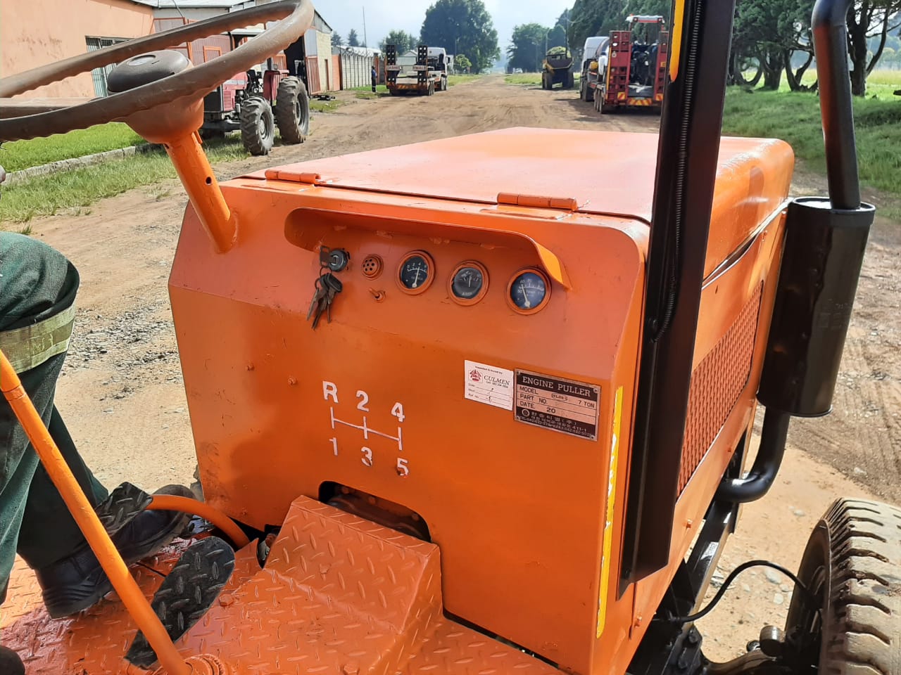 2012 Engine Puller 7 Ton Winch For Power Line - Image 4