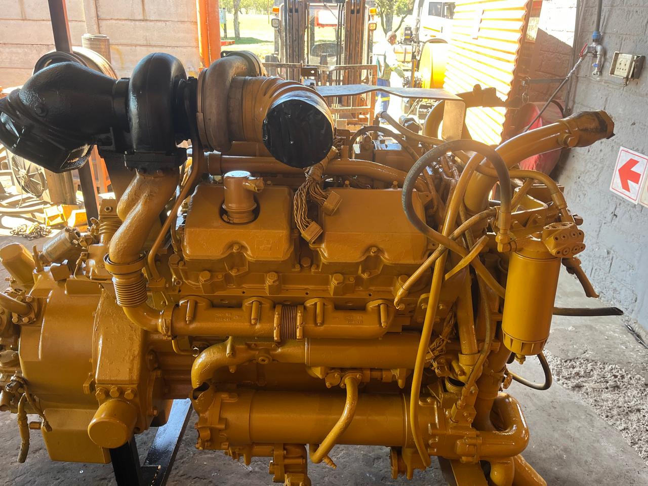 Caterpillar 3408 Turbo Engine with Transmission - Image 4
