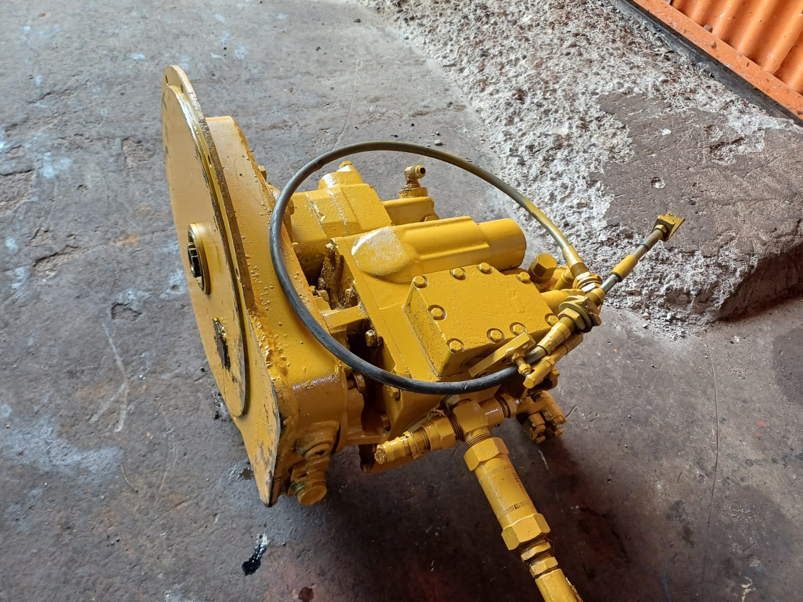 Sundstrand Variable Displacement Axial Piston Pump Drive - Image 7