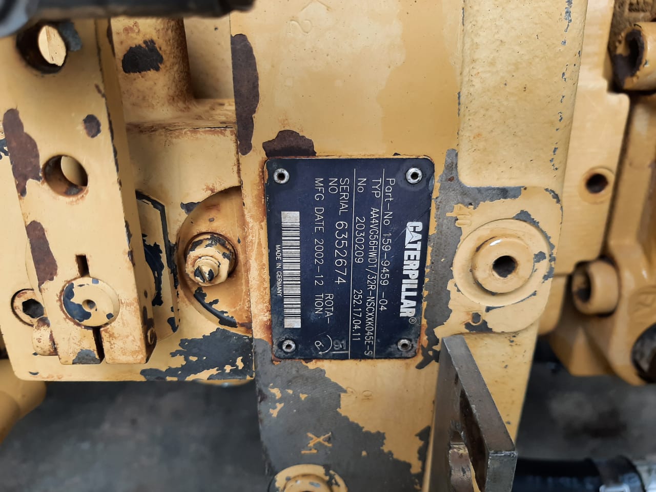 Caterpillar Variable Displacement Axial Piston Pump AA4VG - Image 2