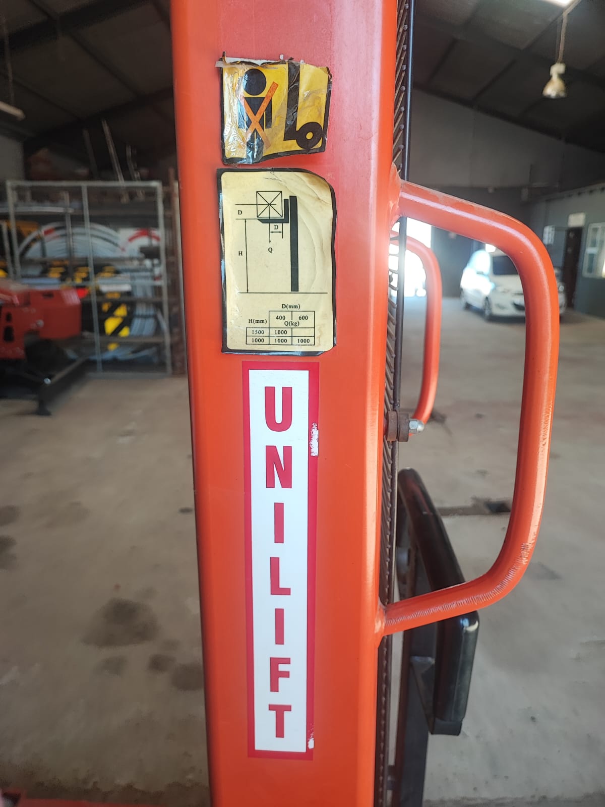 1 Ton Manual Pallet Jack Stacker - Image 4