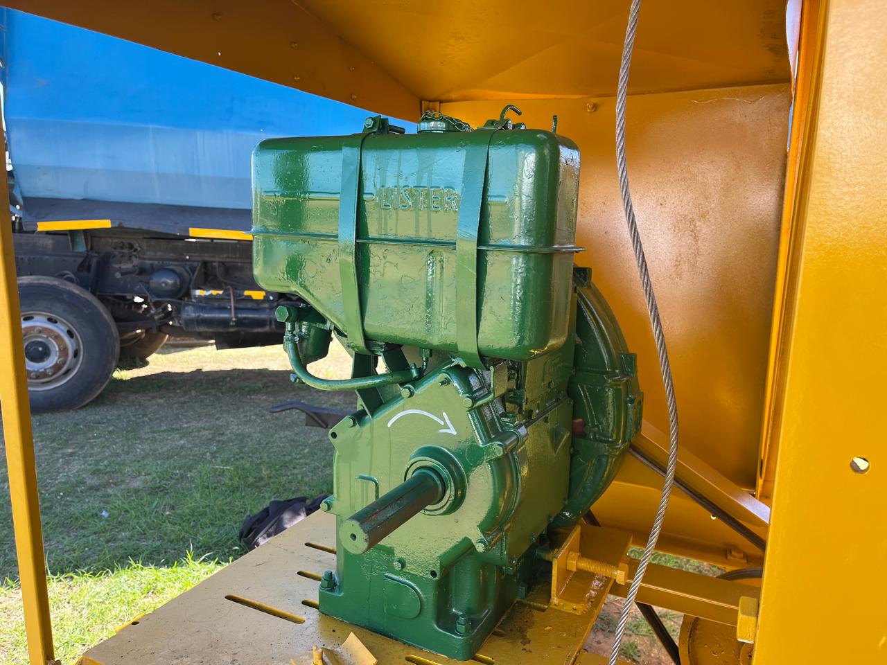 Self Loading Concrete Mixer - Image 10