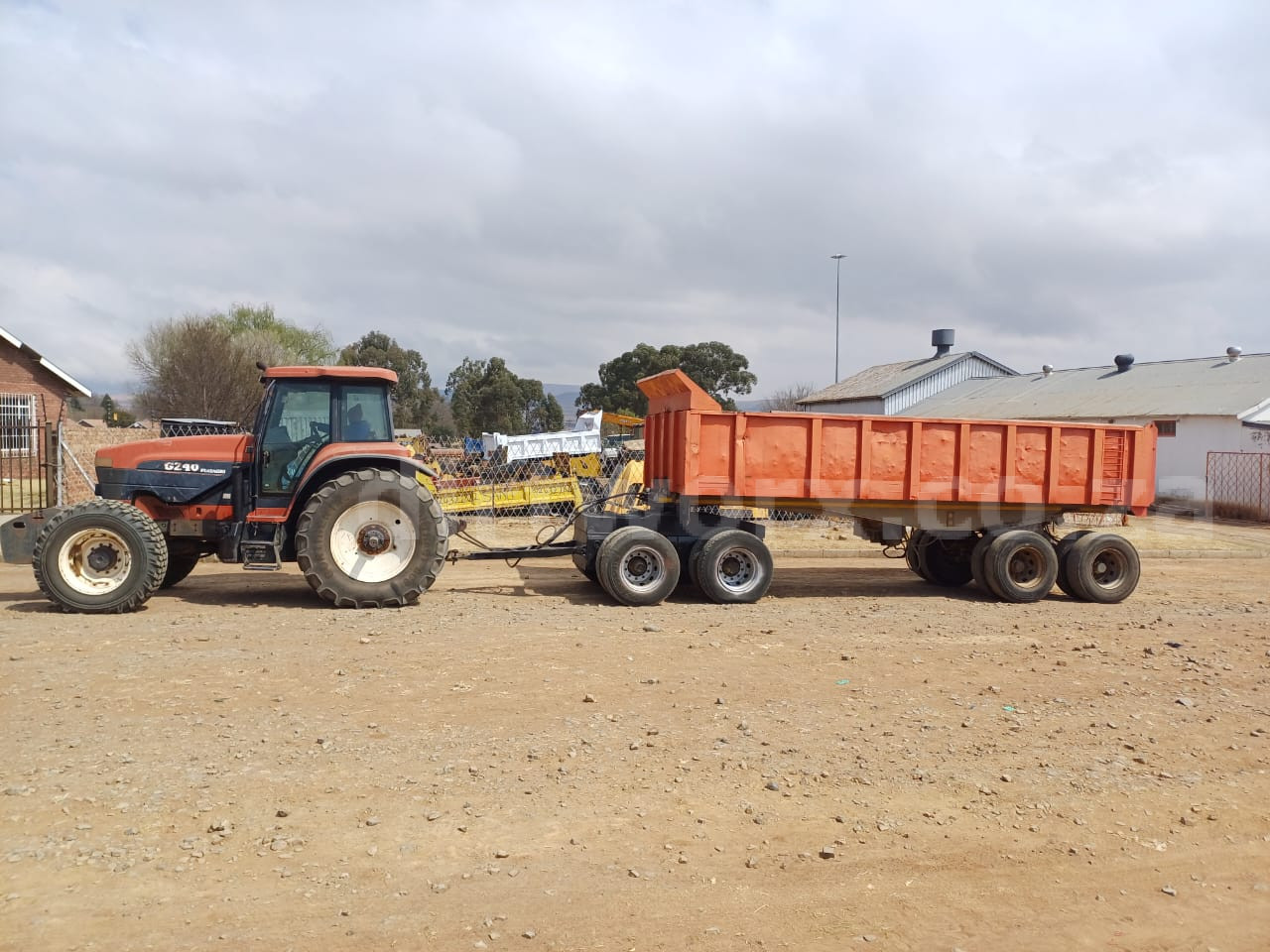 Henred Tipper Trailer 18 Ton