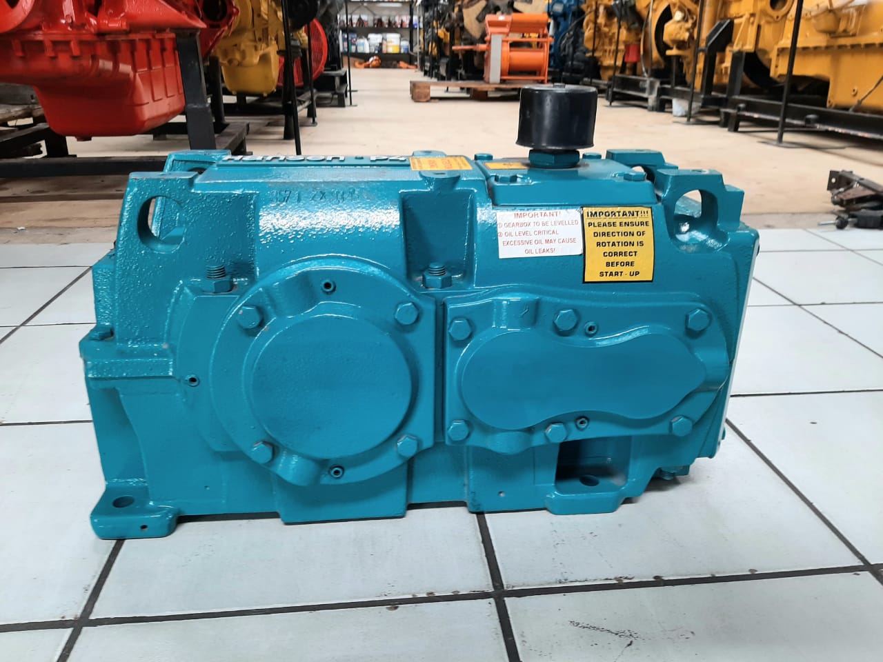 Hansen P4 Multistage Industrial Gearbox 37kW Ratio 22.4 to 1 - Image 2