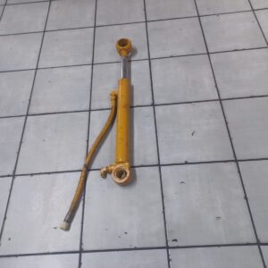 Bell L1706C Steering Cylinder