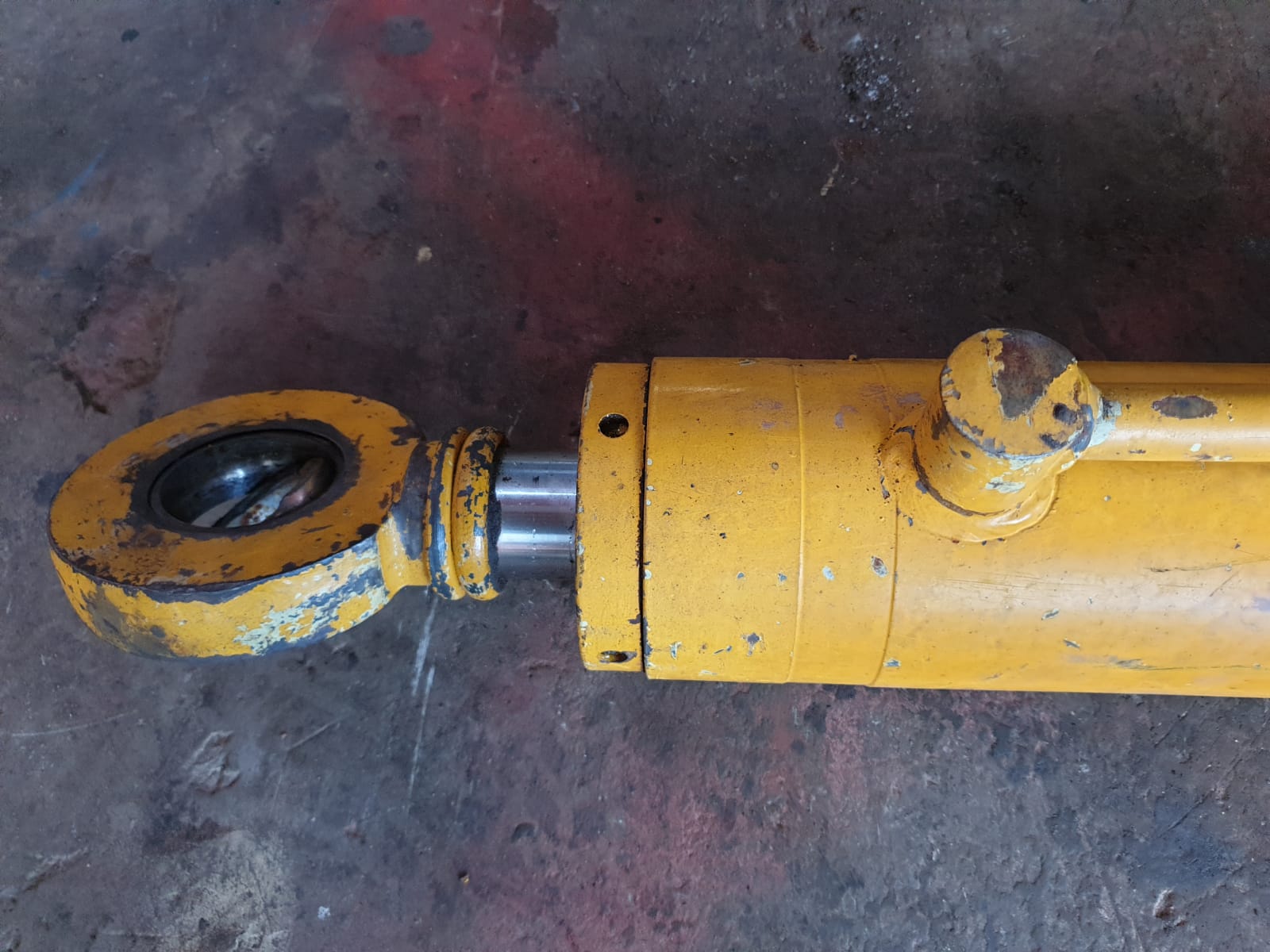 Hydraulic Double Acting Cylinder CIR 400mm x 780mm Length - Image 3