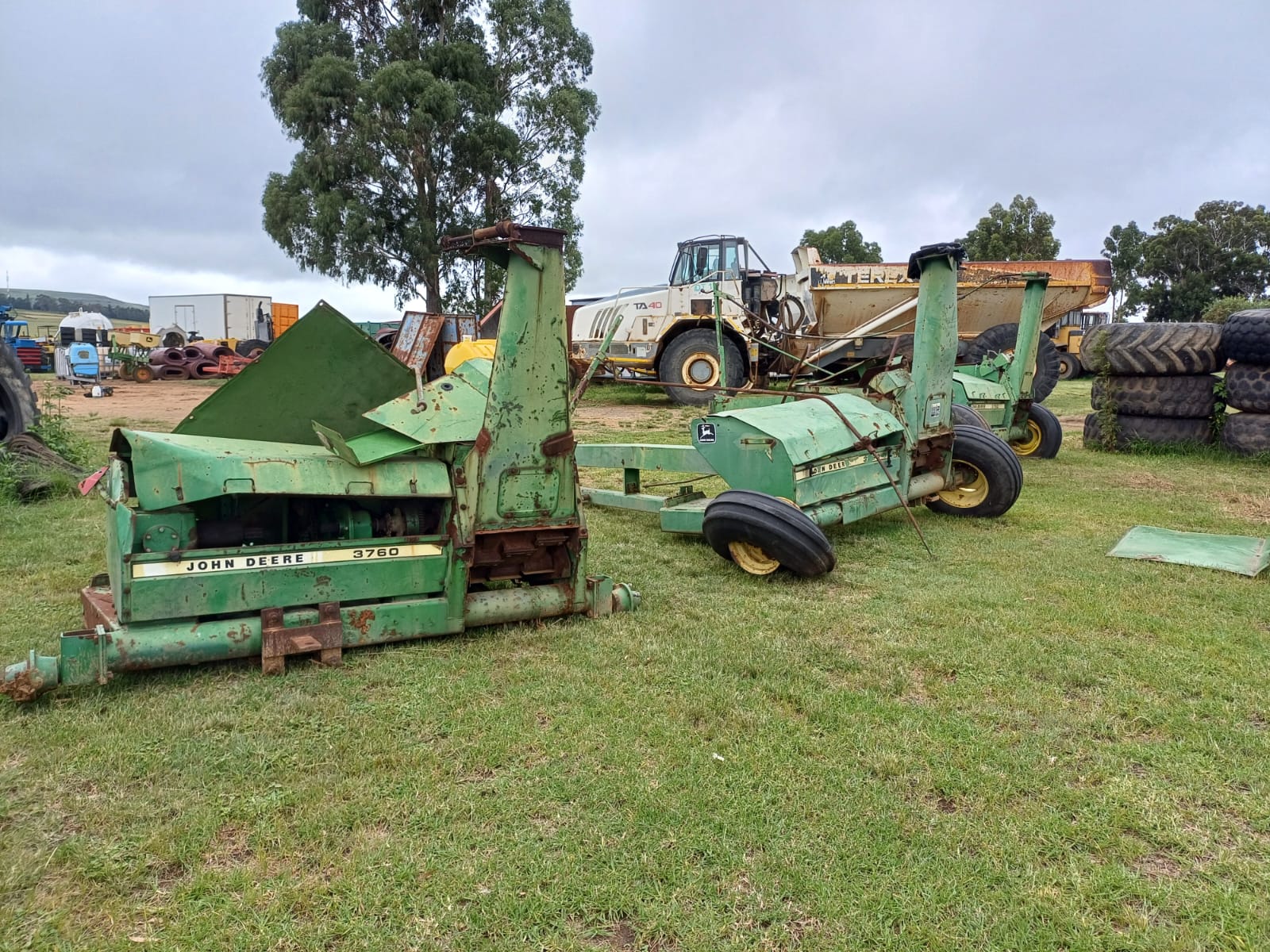 3x John Deere 3760 Forage Harvesters for Spares - Image 7