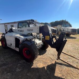 Bobcat T2250 Telehandler