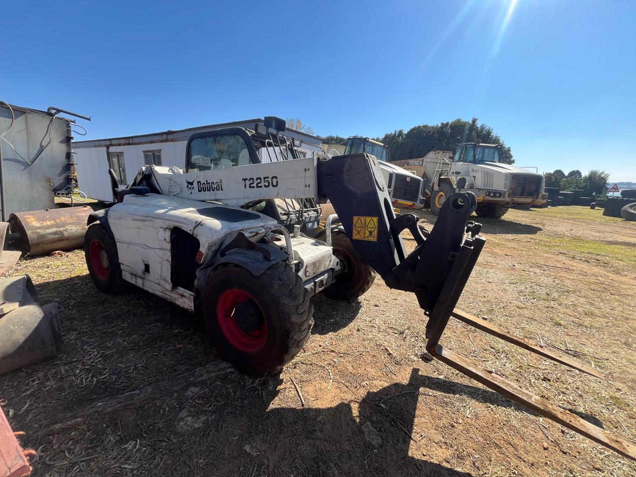 Bobcat T2250 Telehandler