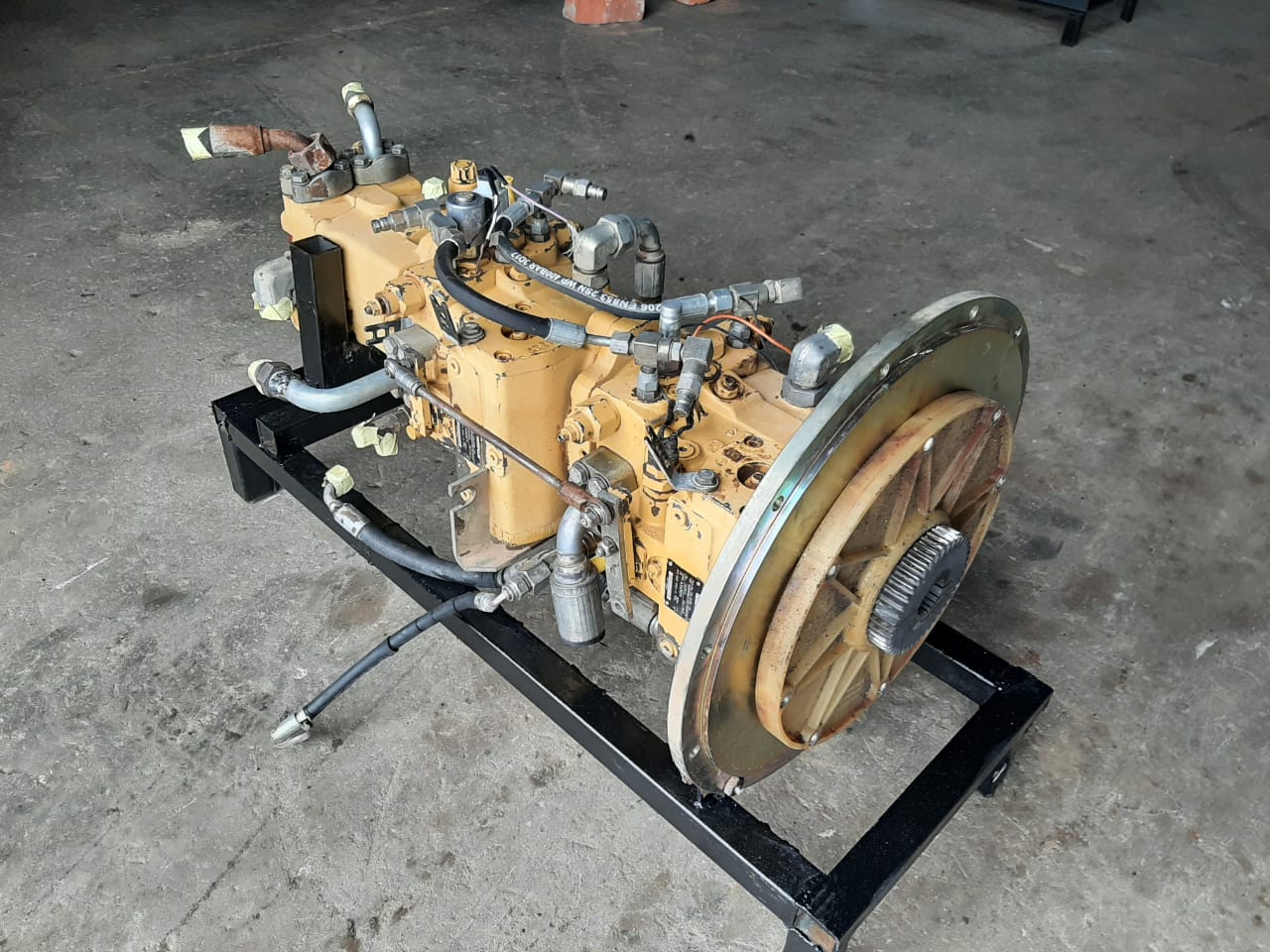 Caterpillar Variable Displacement Axial Piston Pump AA4VG - Image 5