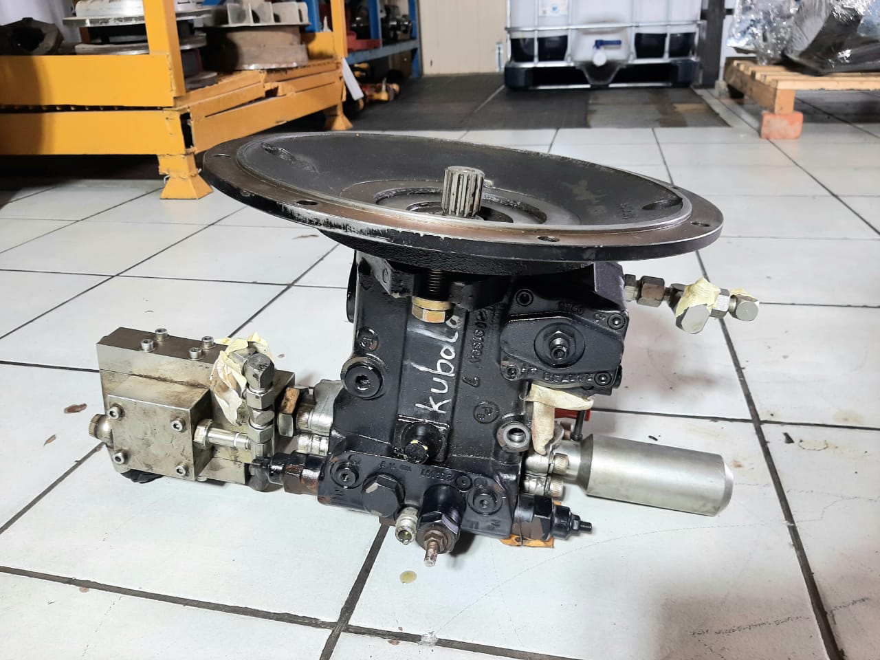 Rexroth Axial Piston Variable Pump A4VG40 - Image 4