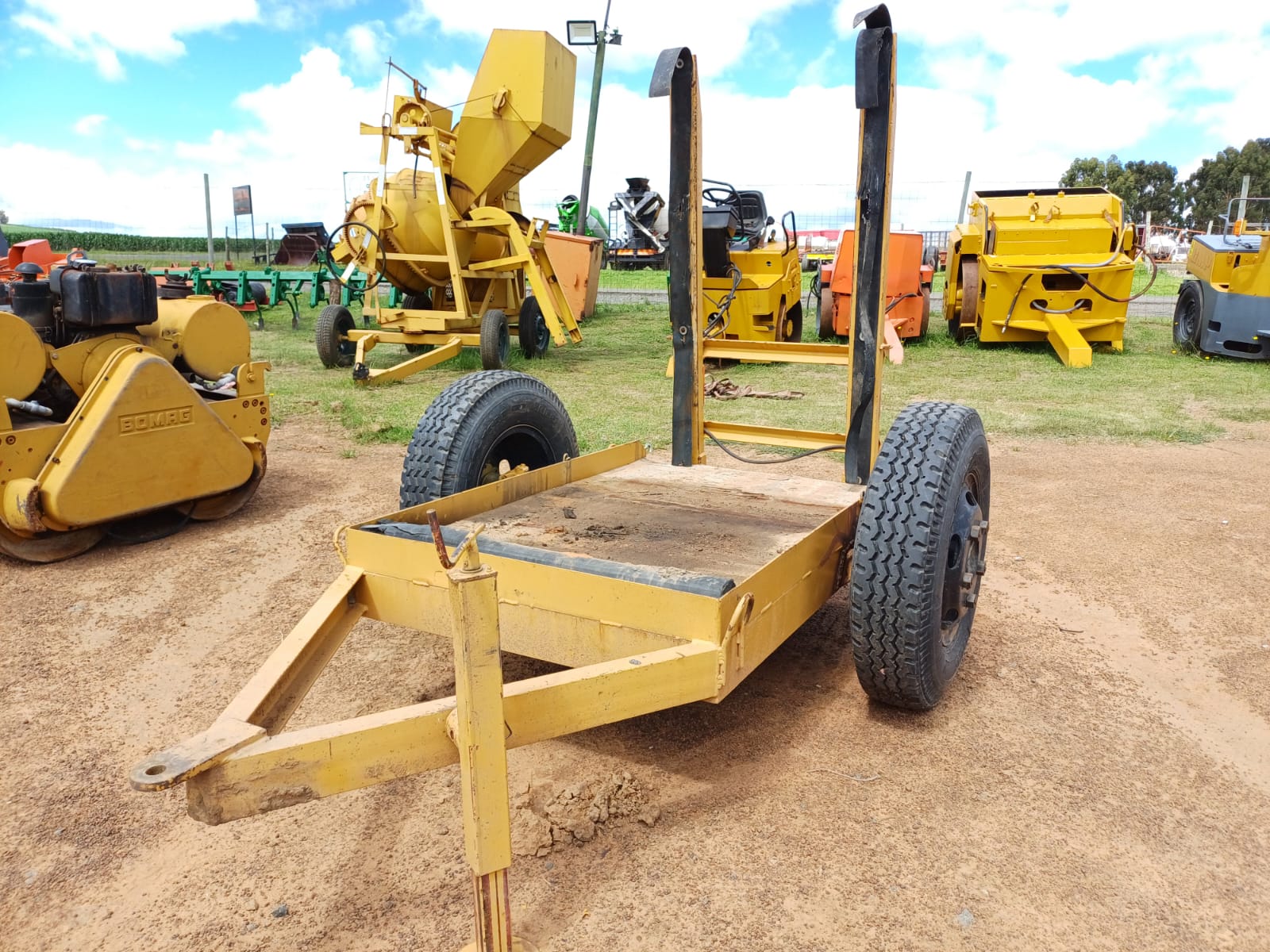 Bomag BW75S Walk Behind Roller and Trailer - Image 17
