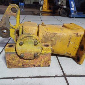 Compact Roller Swivel