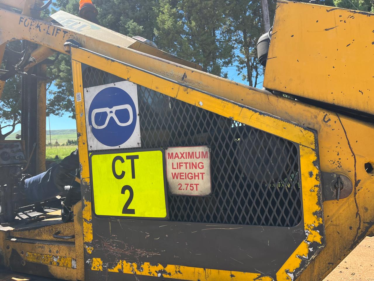 Bell 120 Rough Terrain Forklift 2.75 Ton - Image 9