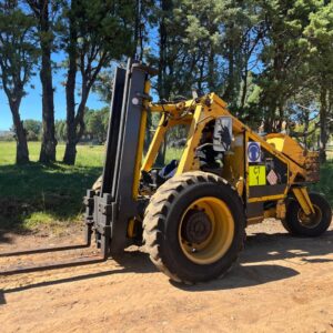 Bell 120 Rough Terrain Forklift 2.75 Ton