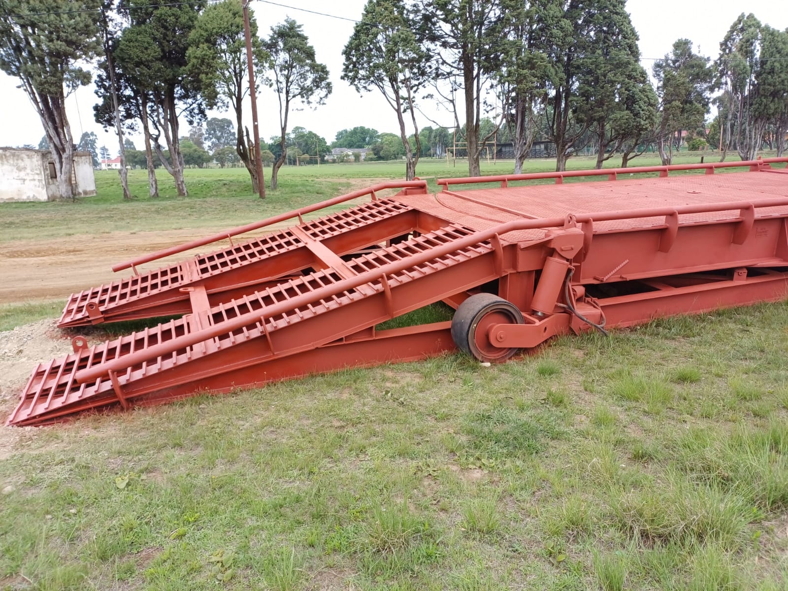 Truck Forklift Rotating Loading Ramp - Image 4