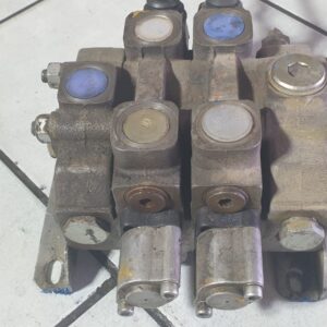 Dinoil Hydraulic Directional Control Valve Bank