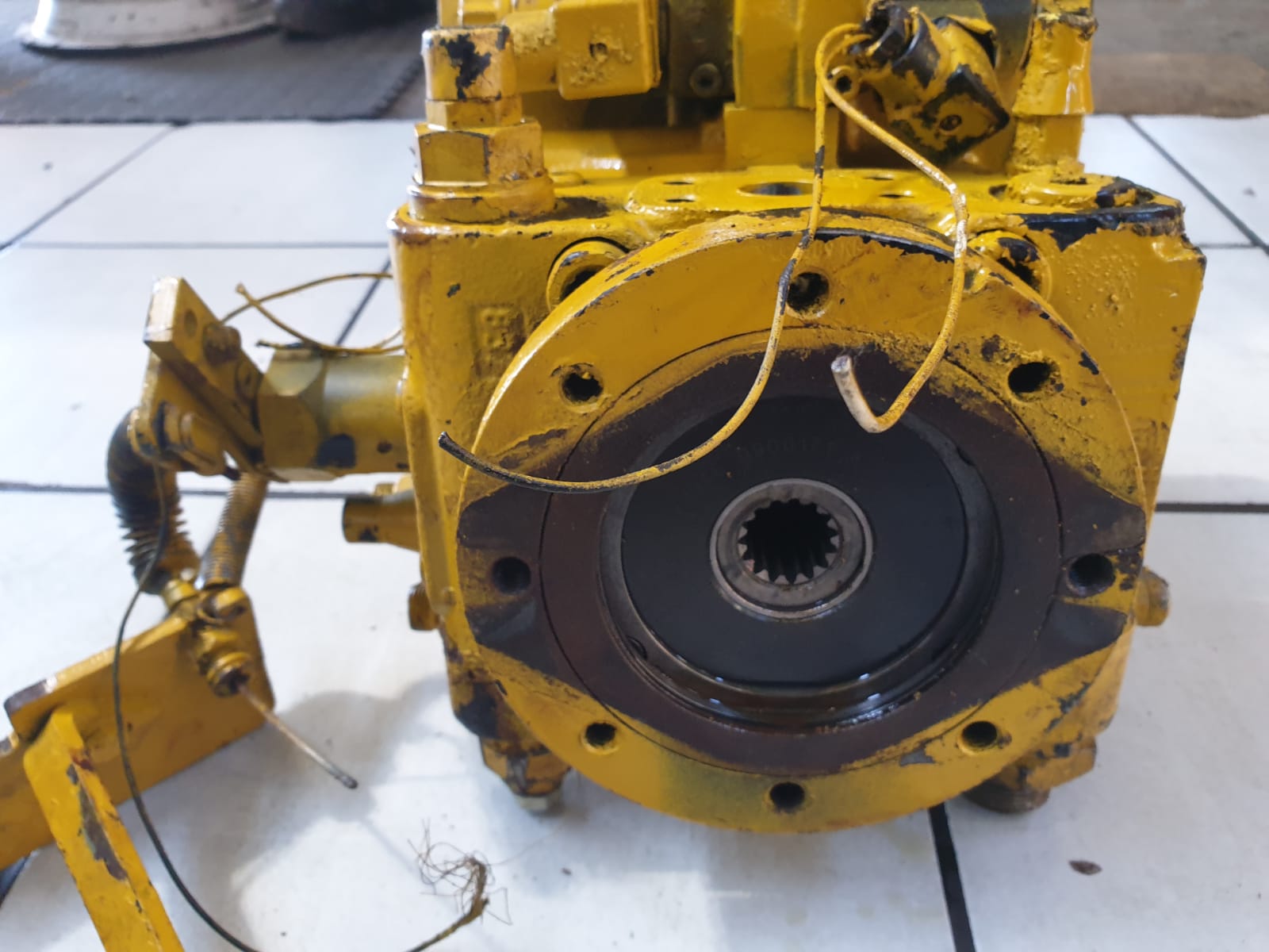 Rexroth Hydraulic Variable Axial Piston Pump A4VG71 - Image 4