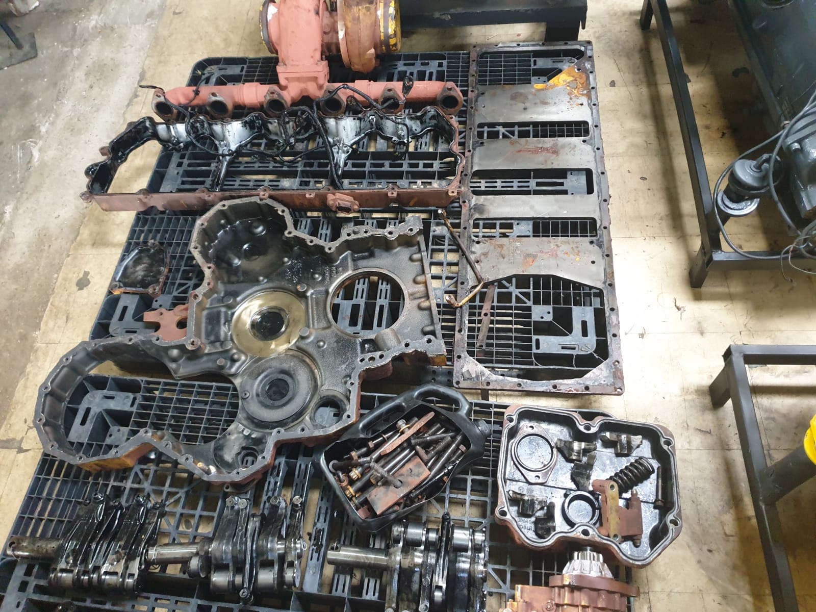 Caterpillar C18 Acert Engine Stripped Complete - Image 6