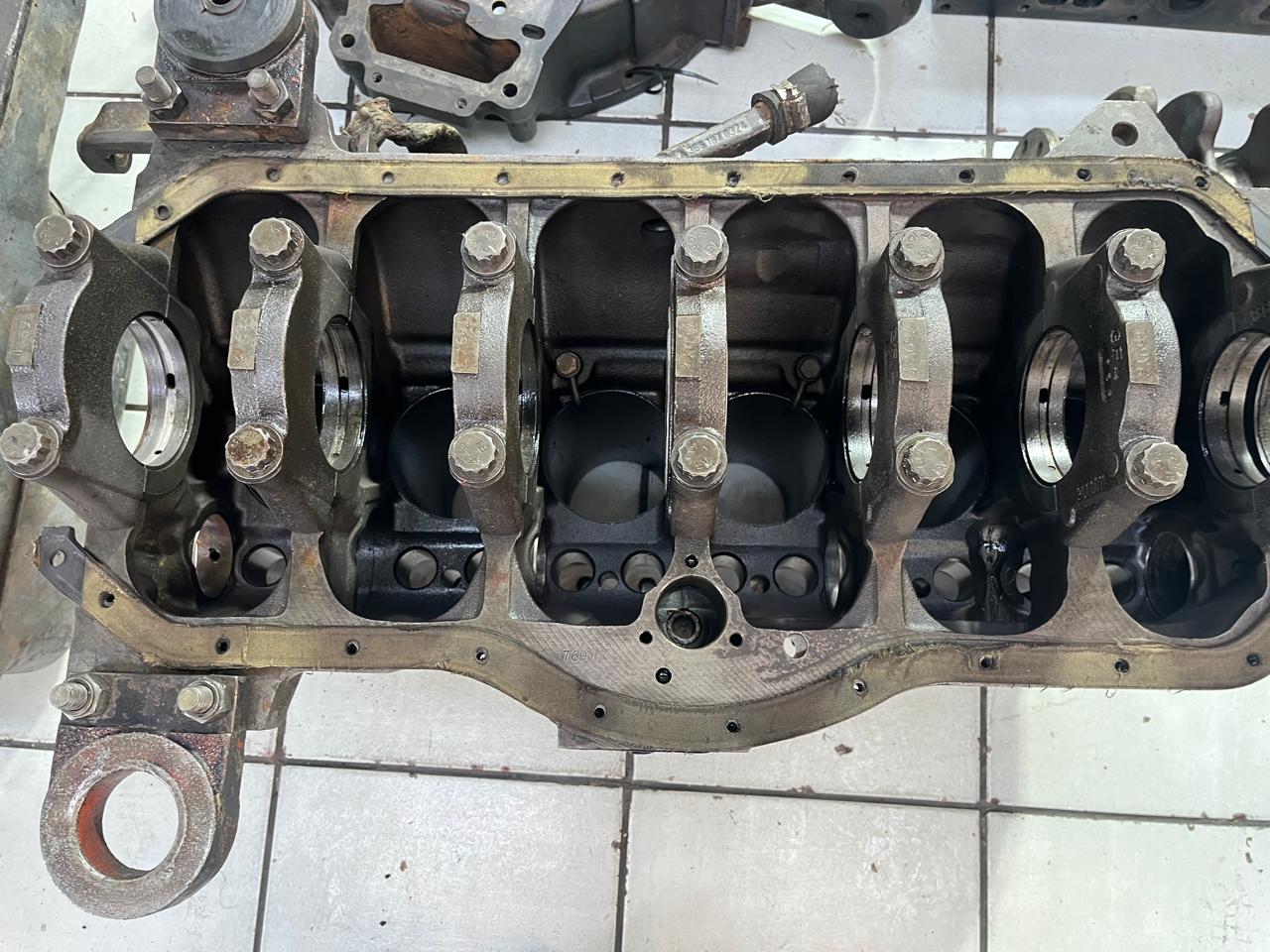 Mercedes Benz ADE 366 Ti Engine Spares - Image 6