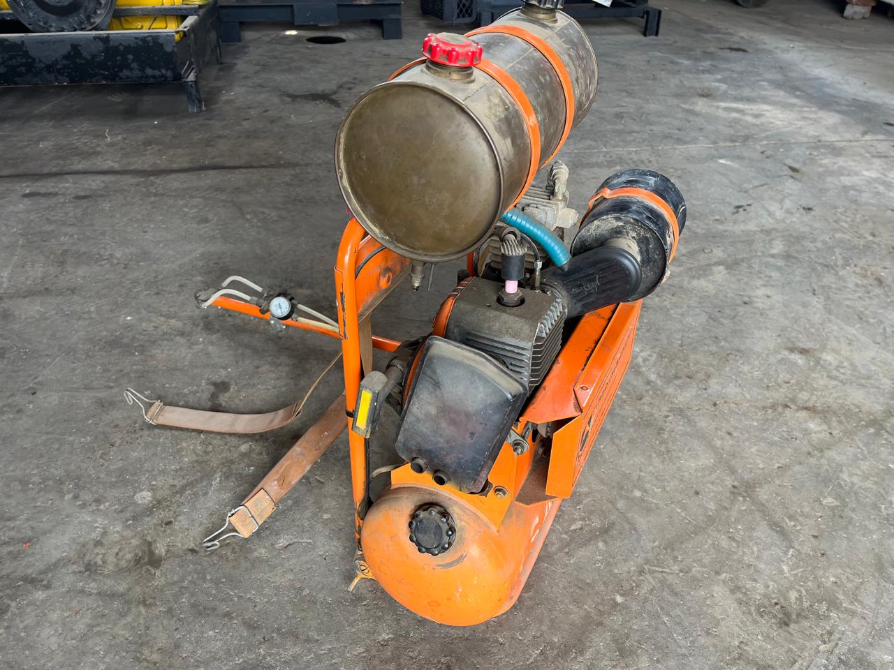 Officine Capri Petrol Driven Chemical Sprayer - Image 2