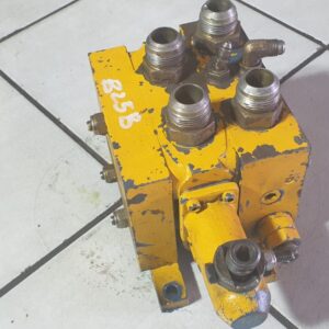 Bell B25B Hydraulic Directional Control Valve Bank