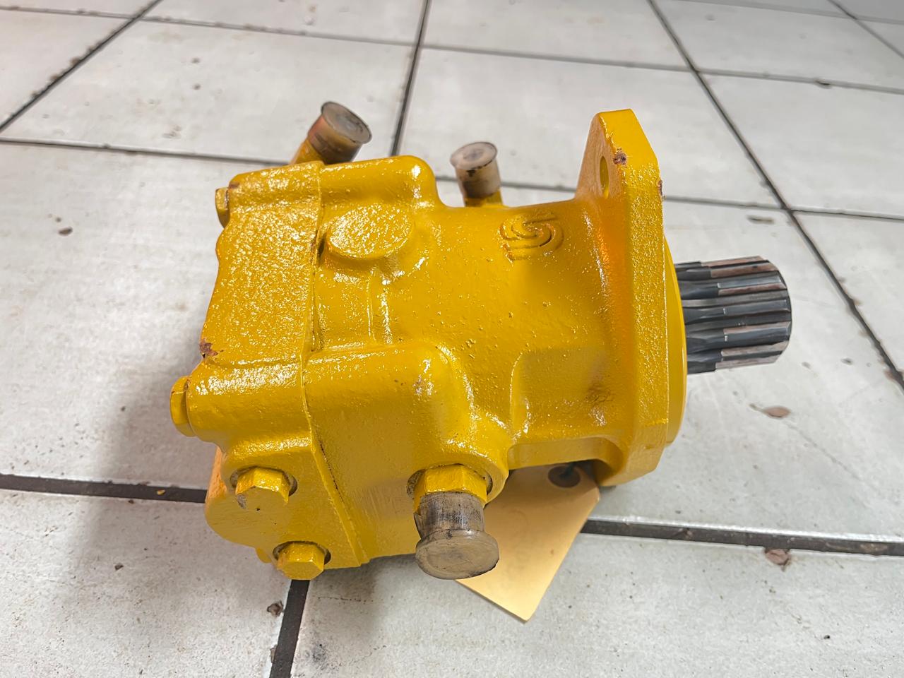 Sauer Danfoss Hydraulic Drive Motor - Image 8