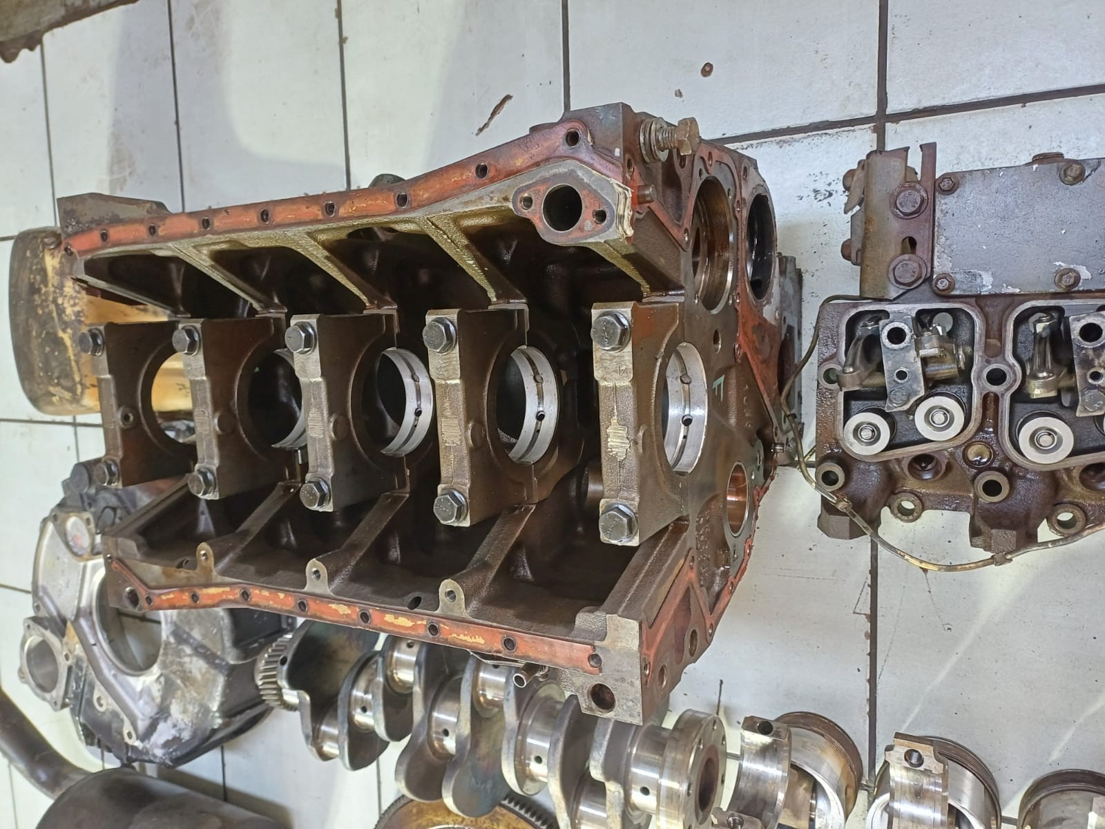 Cummins 4B Engine Stripped For Spares - Image 2