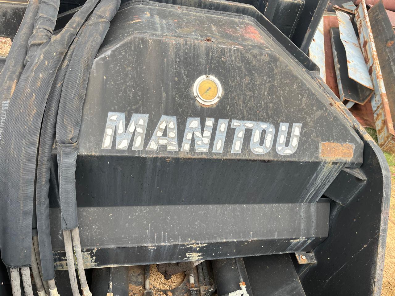 Manitou Cylinder Handler - Image 2