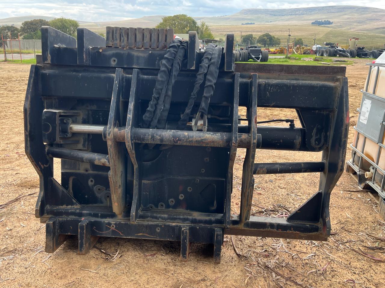 Manitou Cylinder Handler - Image 8