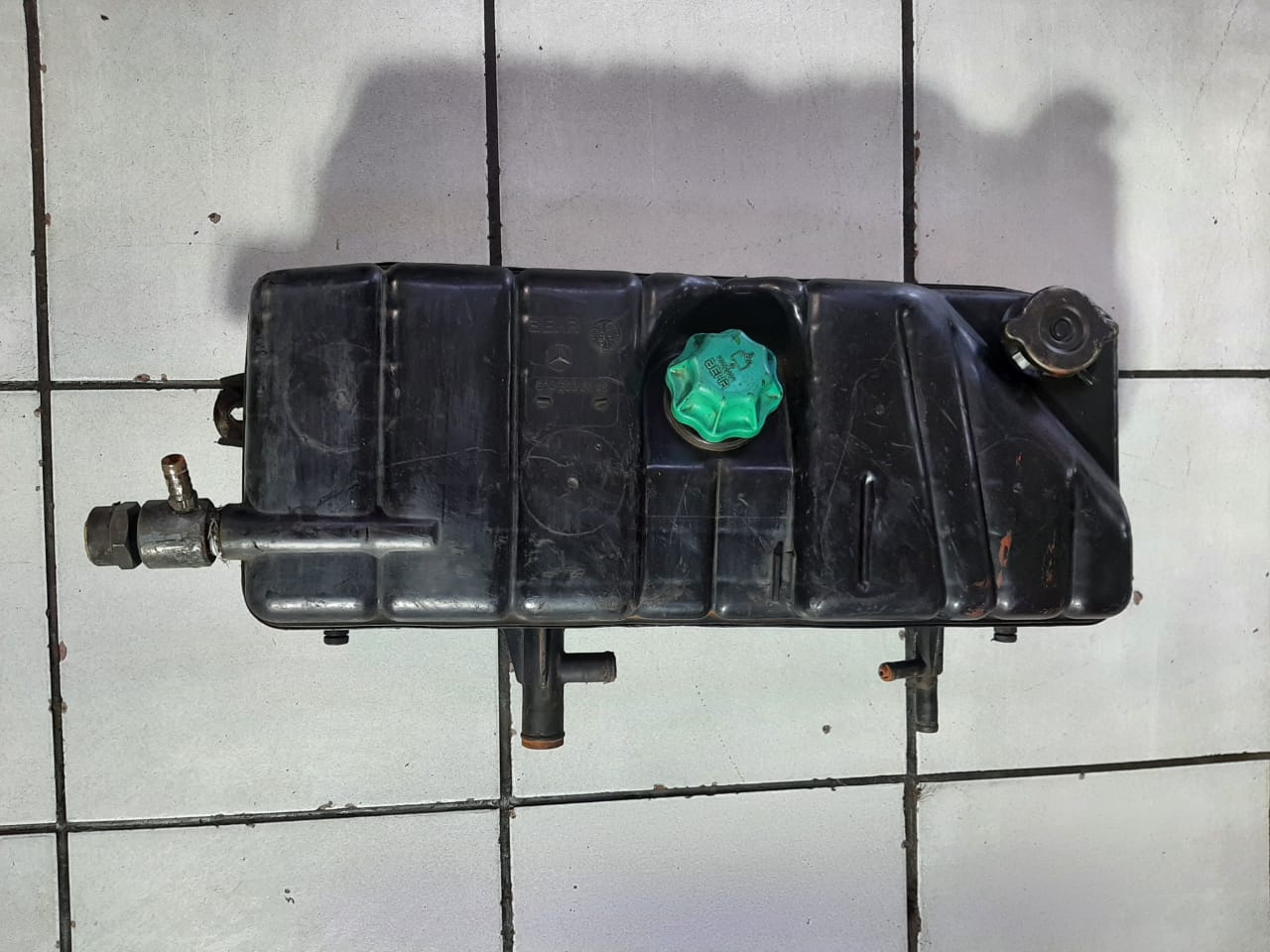 Bell Behr Expansion Tank Coolant - Image 4