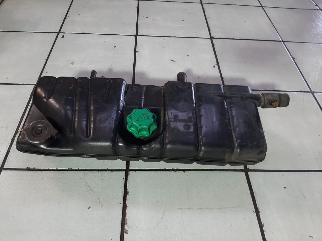 Bell Behr Expansion Tank Coolant - Image 6