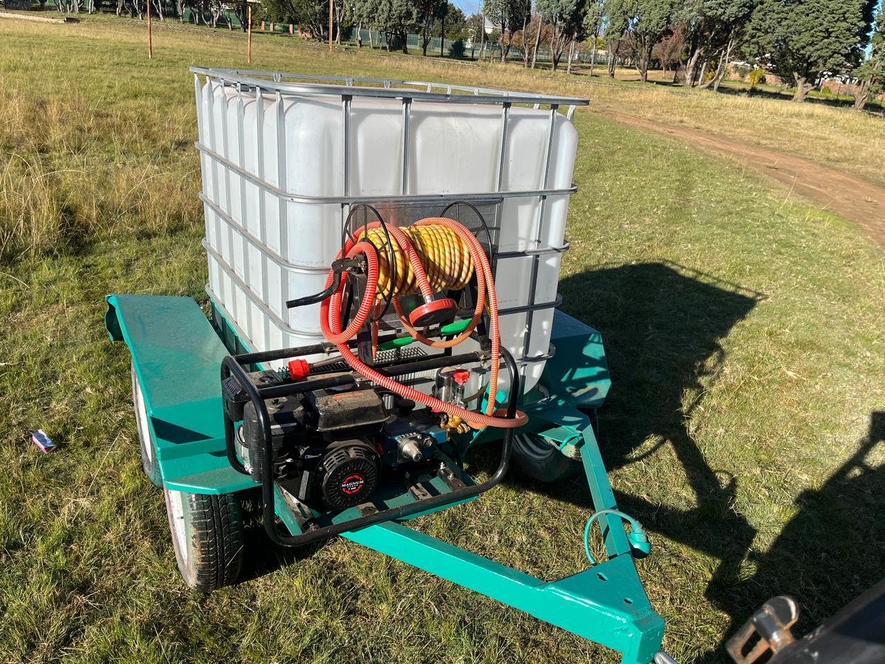 Firefighter Bowser Trailer 1000L - Image 6