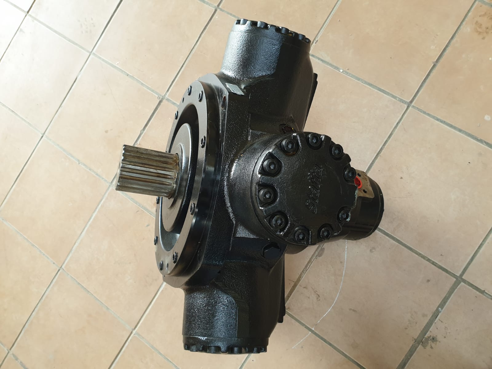 Staffa HMB200 Radial Piston Motor - Image 4