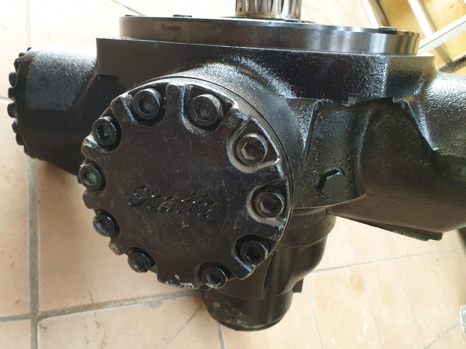 Staffa HMB200 Radial Piston Motor - Image 9