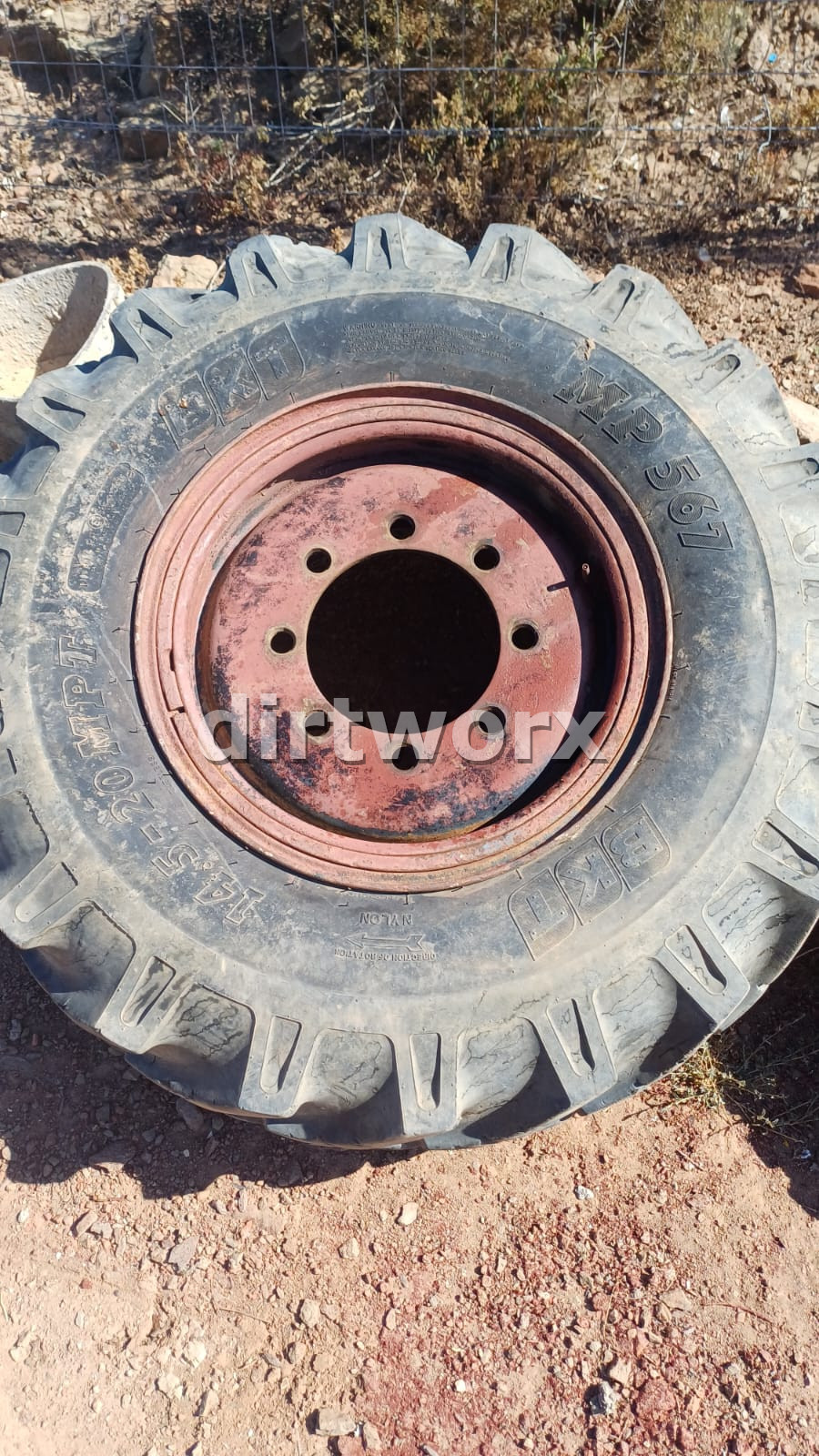 Tyre with Rim 14.5-20 - Image 4