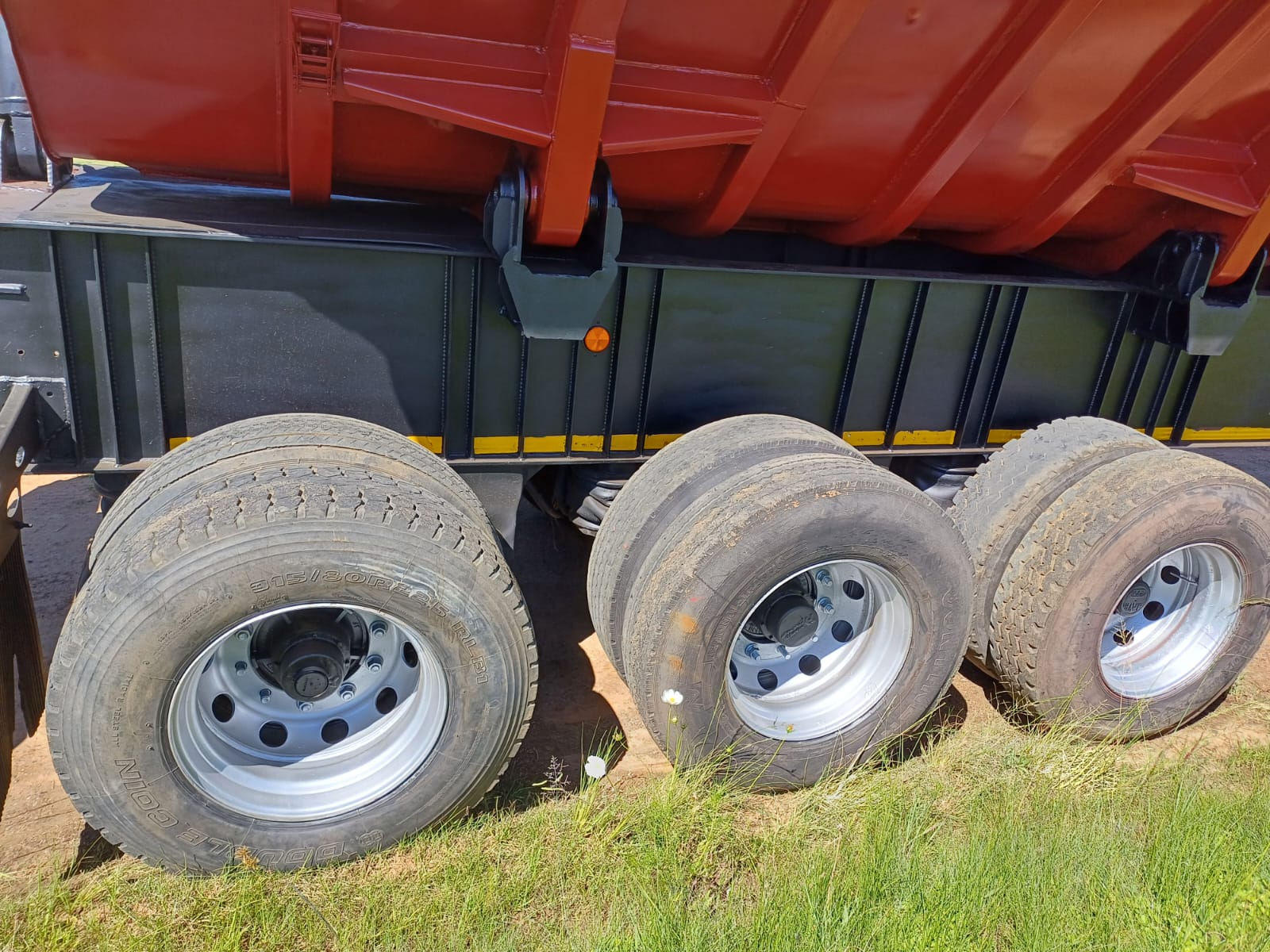 SA Truck Bodies Side Tipper Trailer - Image 13