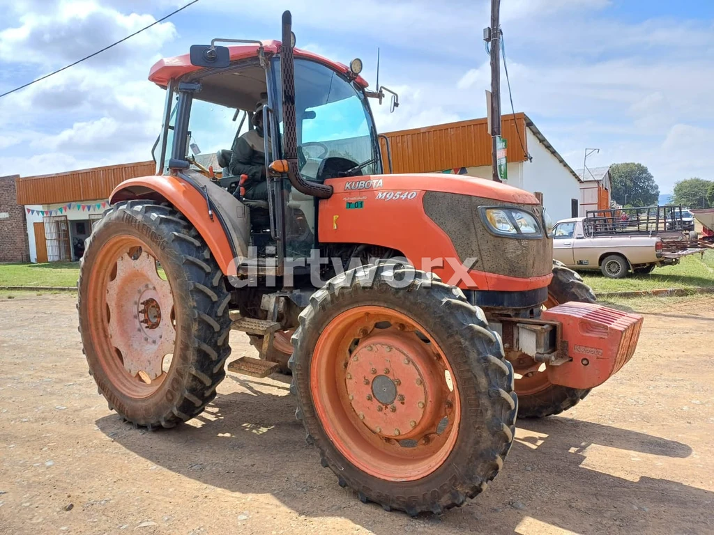 2018 Kubota M9540 Tractor - Image 5