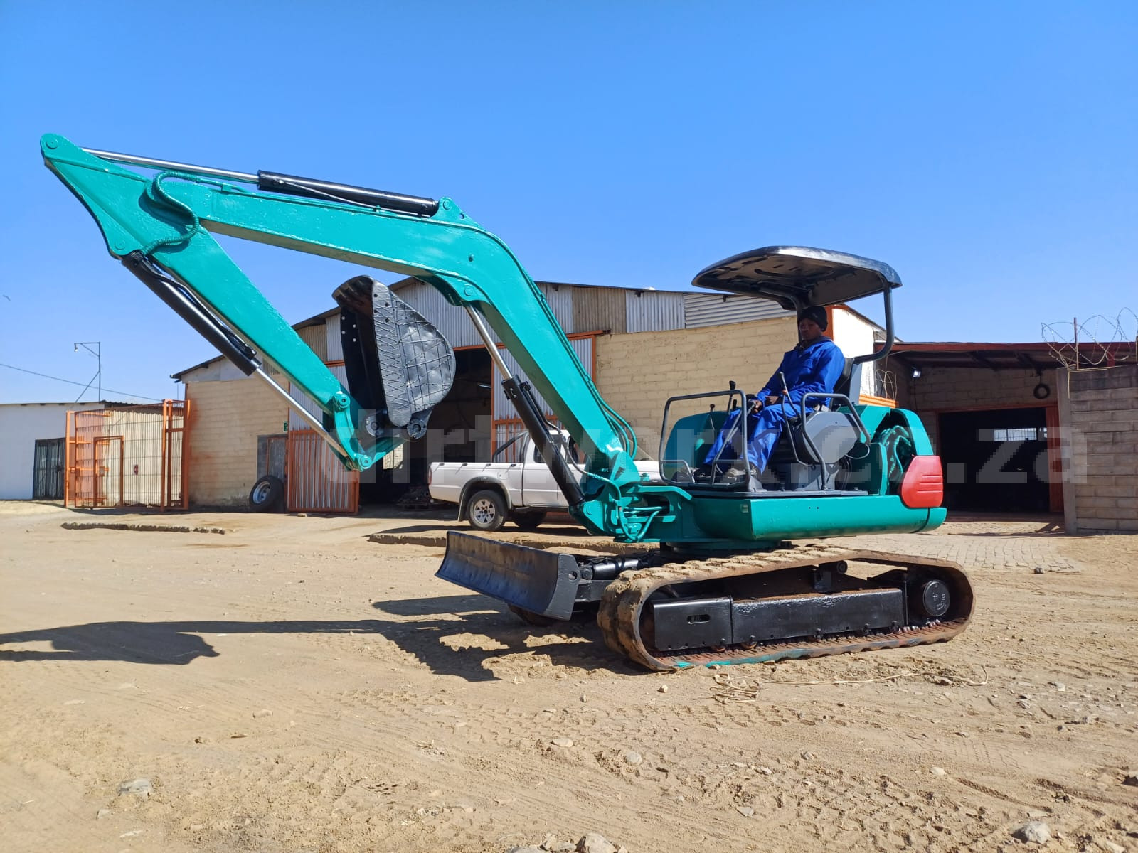 Komatsu PC45 Excavator 4,5 Ton - Image 5