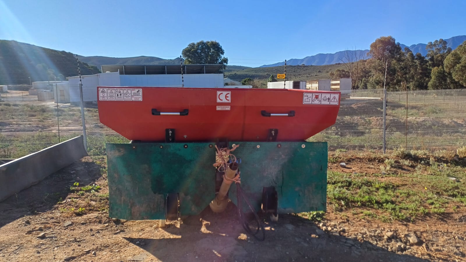 GSC 800L Kunsmis Strooier Double Fertilizer Spreader - Image 2